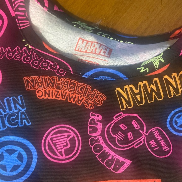 Girls Marvel dress size 14-16 NWT - Picture 4 of 5